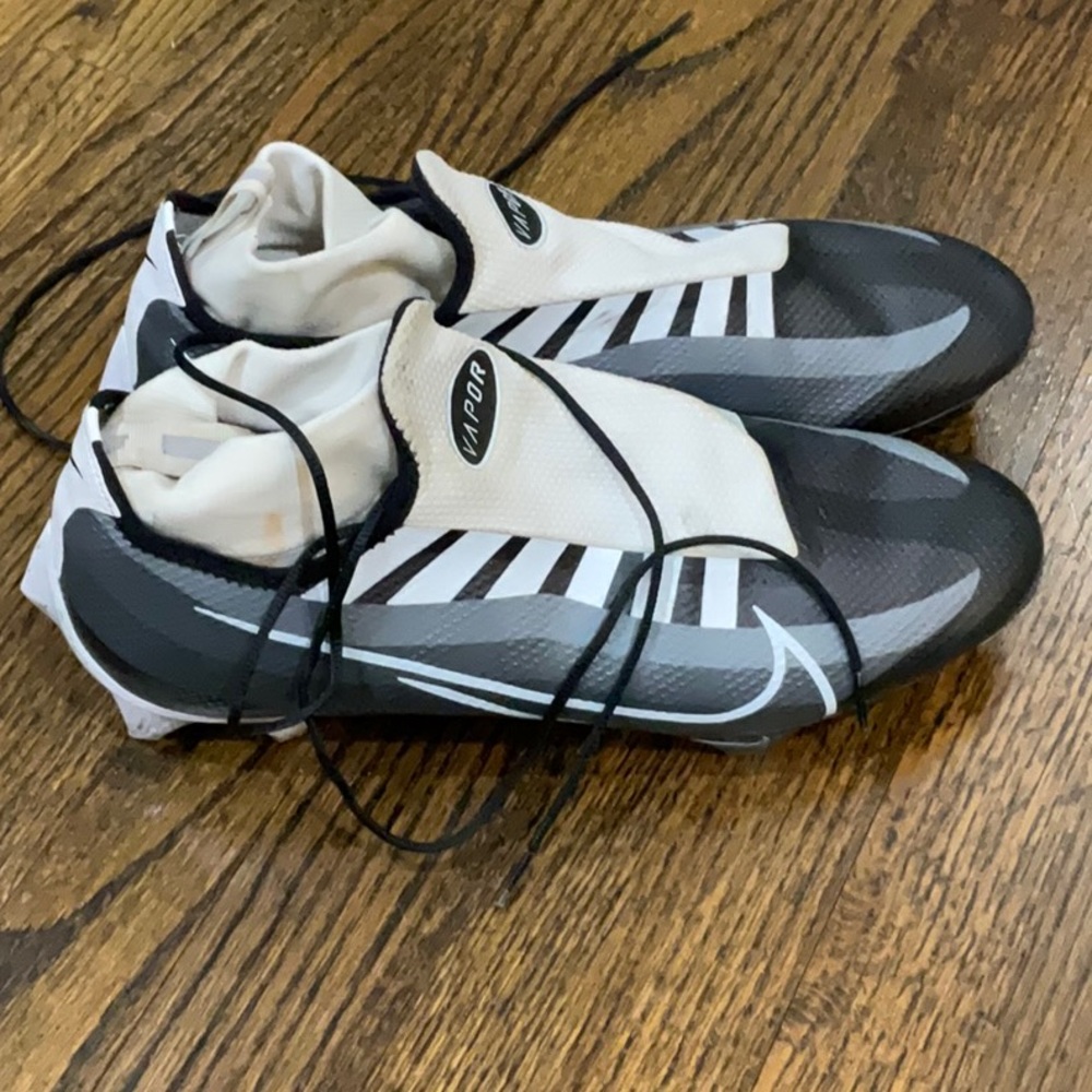 Nike vapor mens football cleats
